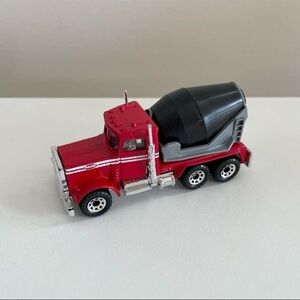 Vintage Matchbox 1981 Peterbilt Cement Truck Red Vintage Matchbox Diecast 1:2